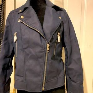 Forever 21 Navy faux leather jacket 🔹